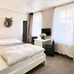 아파트 Bege Oakstay